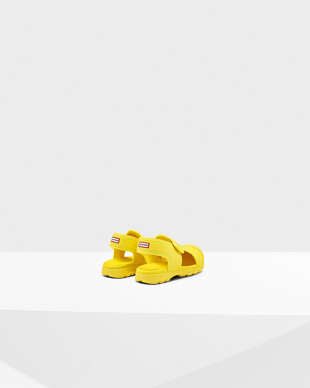 Hunter Original Little Outdoor Walking Sandals - Sale Clearance Kids Yellow - YBQCPR841